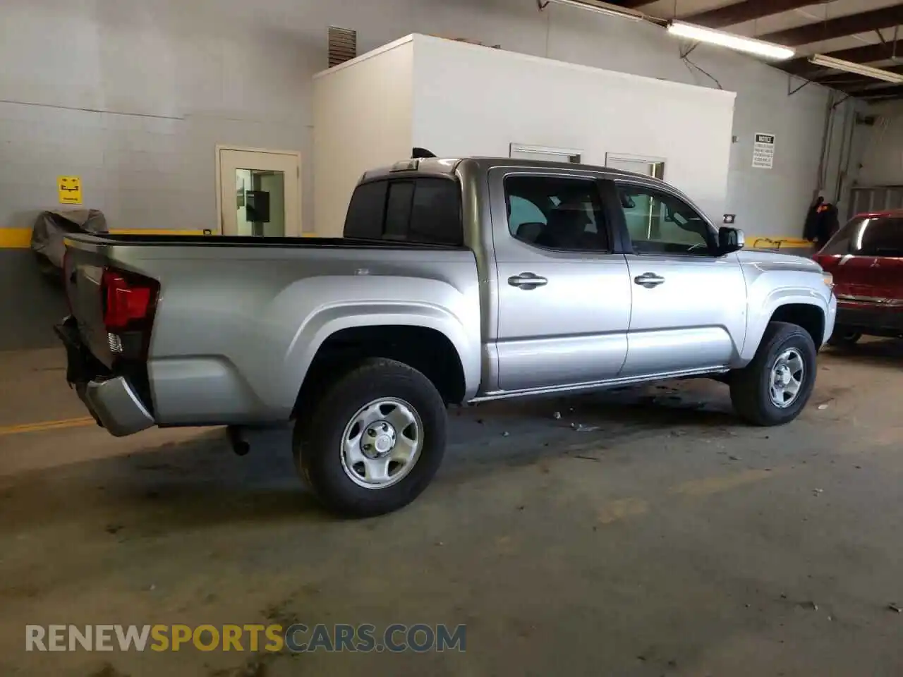 3 Photograph of a damaged car 3TYAX5GN2MT016481 TOYOTA TACOMA 2021
