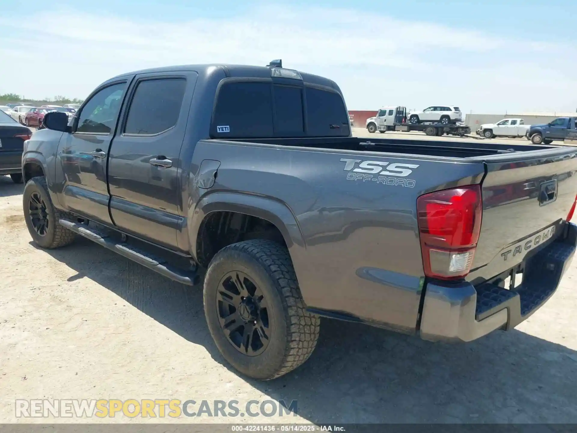 3 Photograph of a damaged car 3TYAX5GN3MT015565 TOYOTA TACOMA 2021