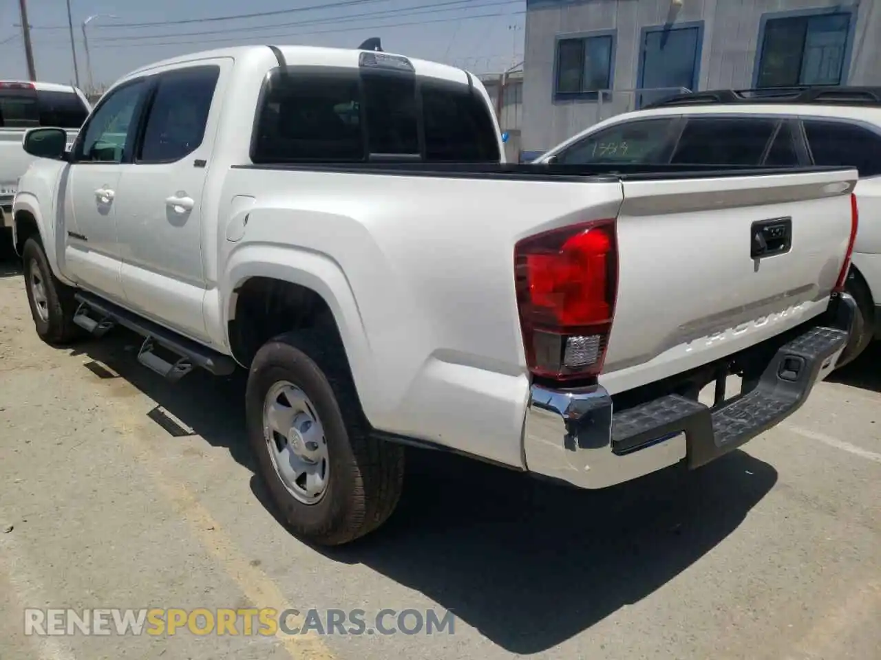 3 Photograph of a damaged car 3TYAX5GN3MT018093 TOYOTA TACOMA 2021