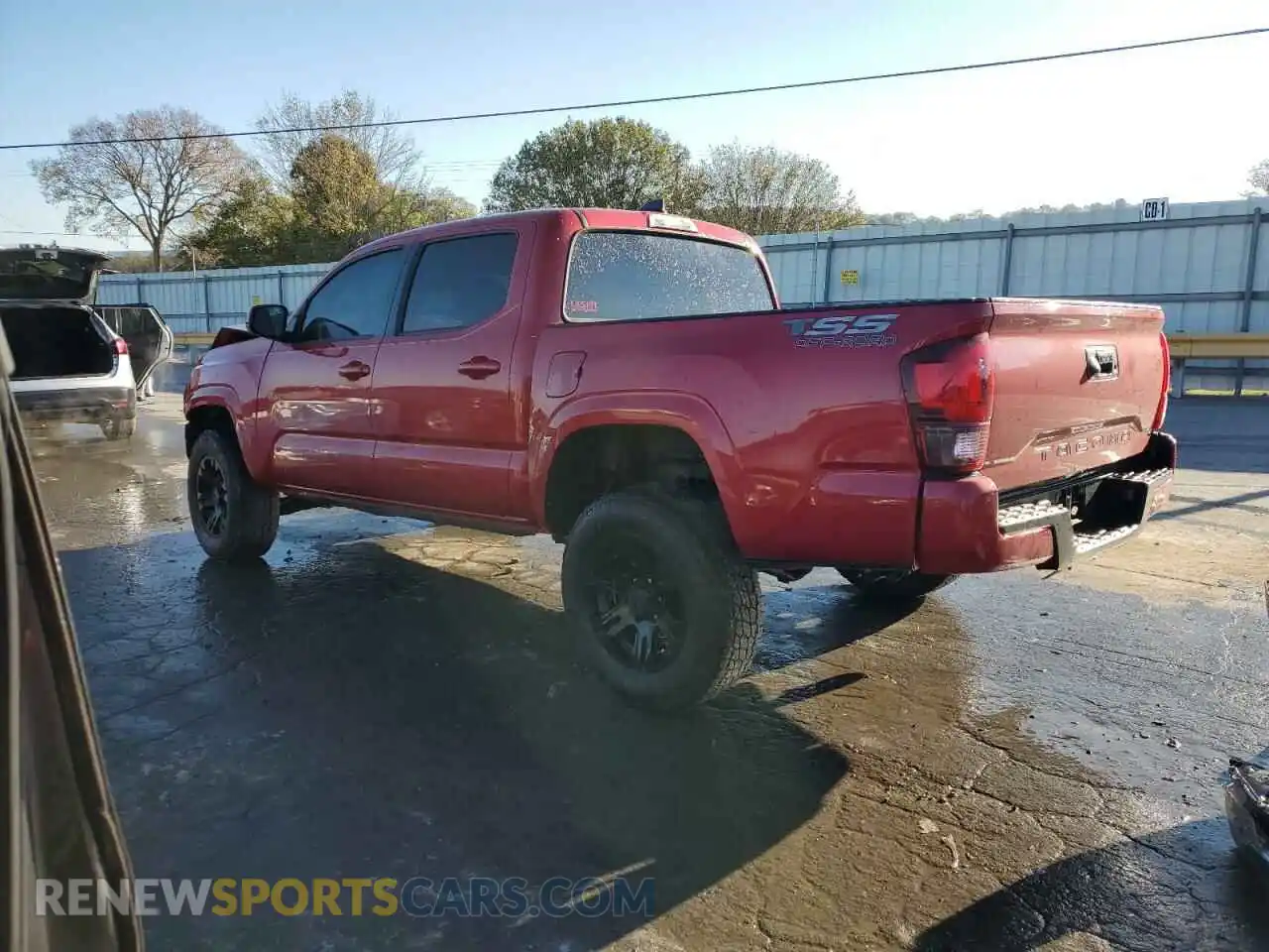 2 Photograph of a damaged car 3TYAX5GN5MT032688 TOYOTA TACOMA 2021
