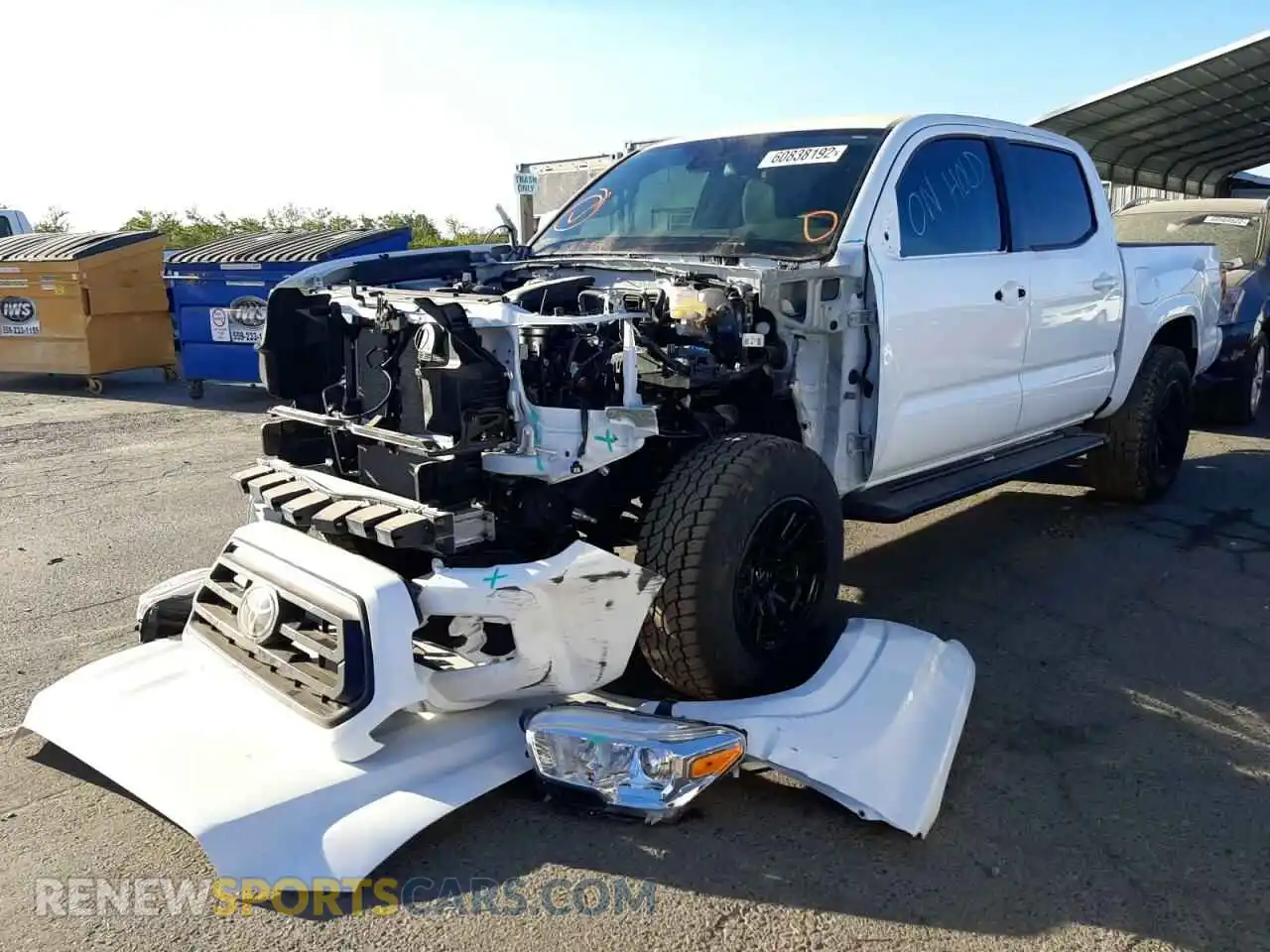 2 fotografías del automóvil dañado 3TYAX5GN6MT031369 TOYOTA TACOMA 2021