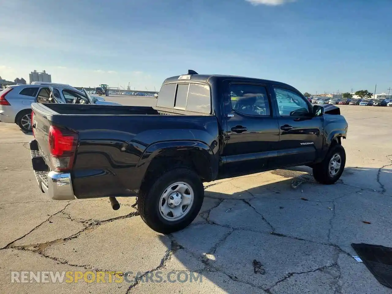 3 Photograph of a damaged car 3TYAX5GN9MT015988 TOYOTA TACOMA 2021