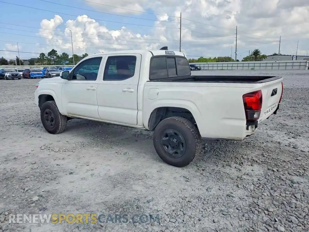 2 fotografías del automóvil dañado 3TYAX5GNXMT018429 TOYOTA TACOMA 2021