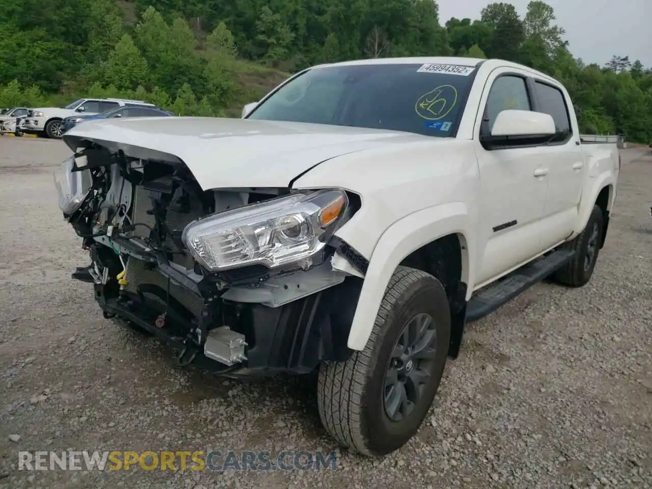 2 fotografías del automóvil dañado 3TYCZ5ANXMT041110 TOYOTA TACOMA 2021