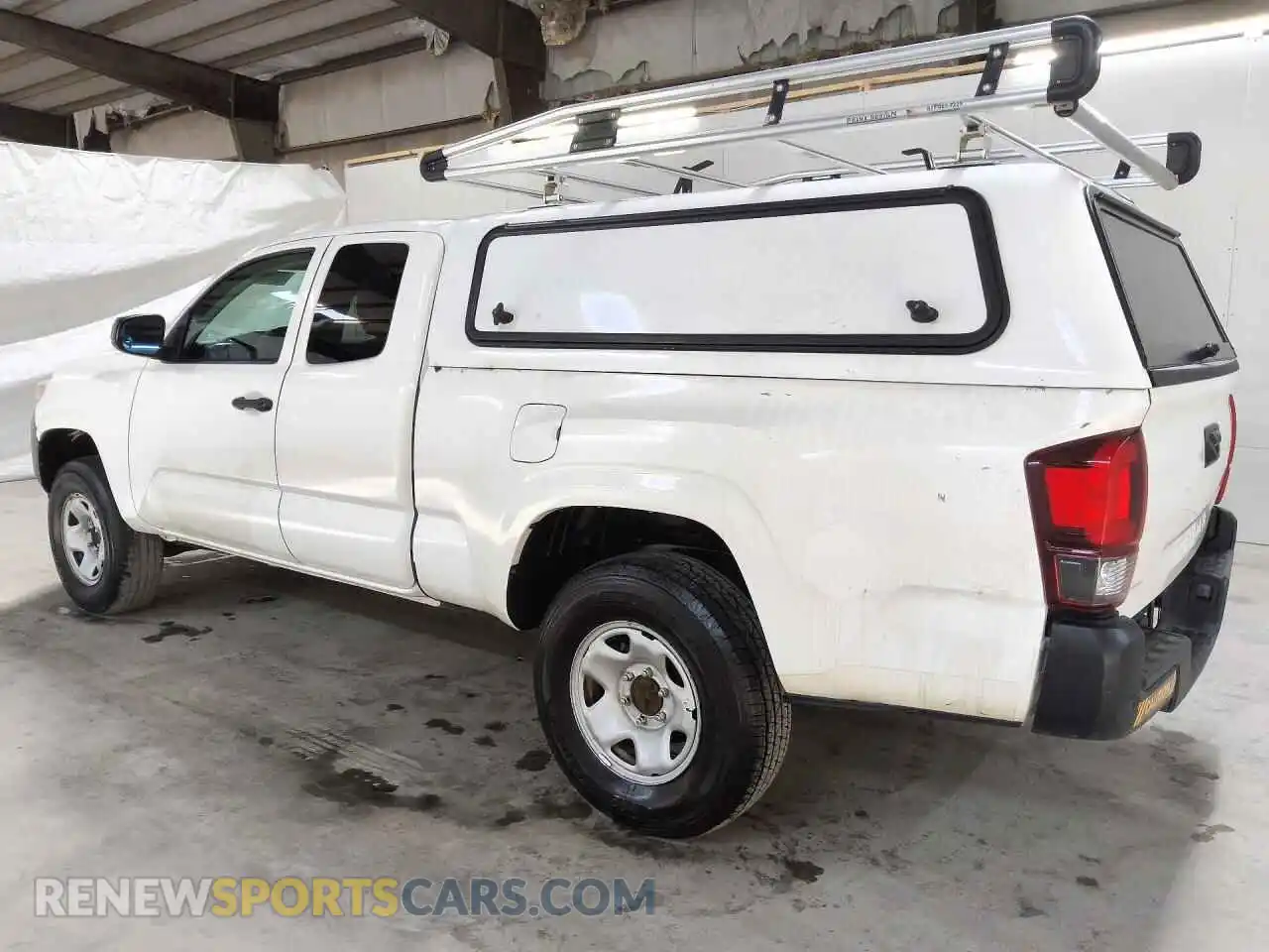 2 Photograph of a damaged car 3TYRX5GN0MT028793 TOYOTA TACOMA 2021