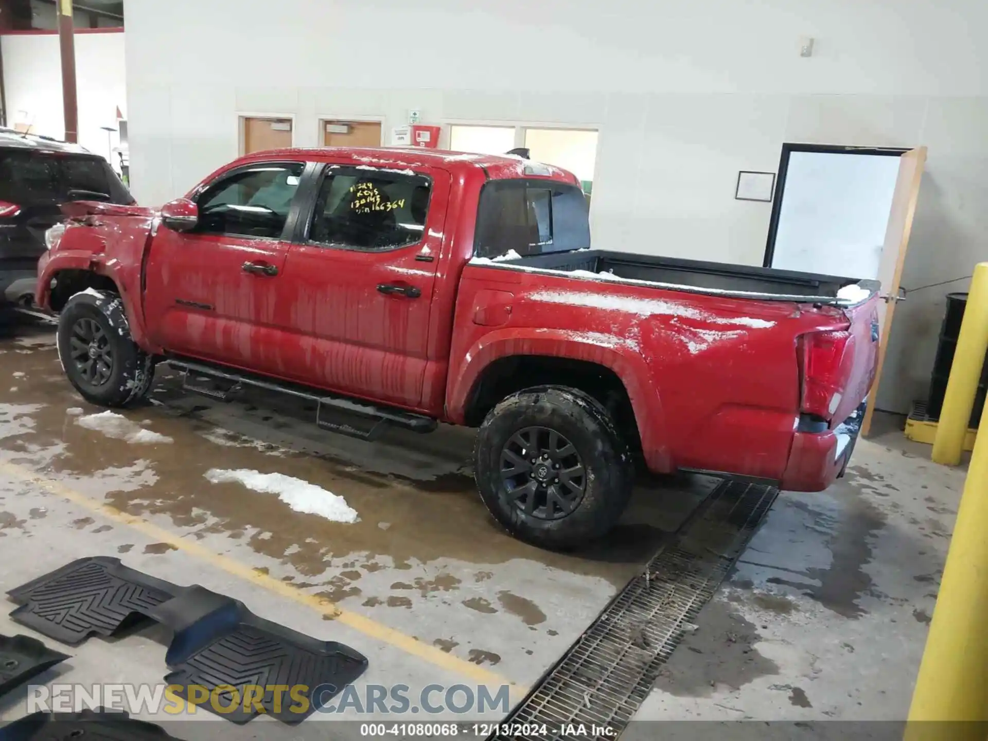 3 fotografías del automóvil dañado 3TMAZ5CN6NM166364 TOYOTA TACOMA 2022