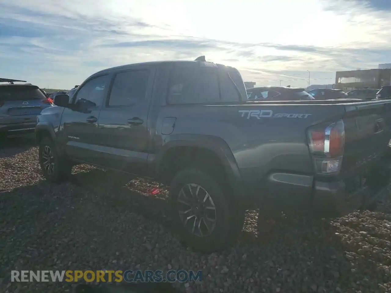 2 Photograph of a damaged car 3TMAZ5CN9NM163586 TOYOTA TACOMA 2022