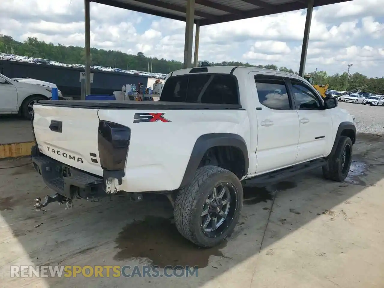 3 Фотография поврежденного автомобиля 3TMAZ5CN2PM202747 TOYOTA TACOMA 2023