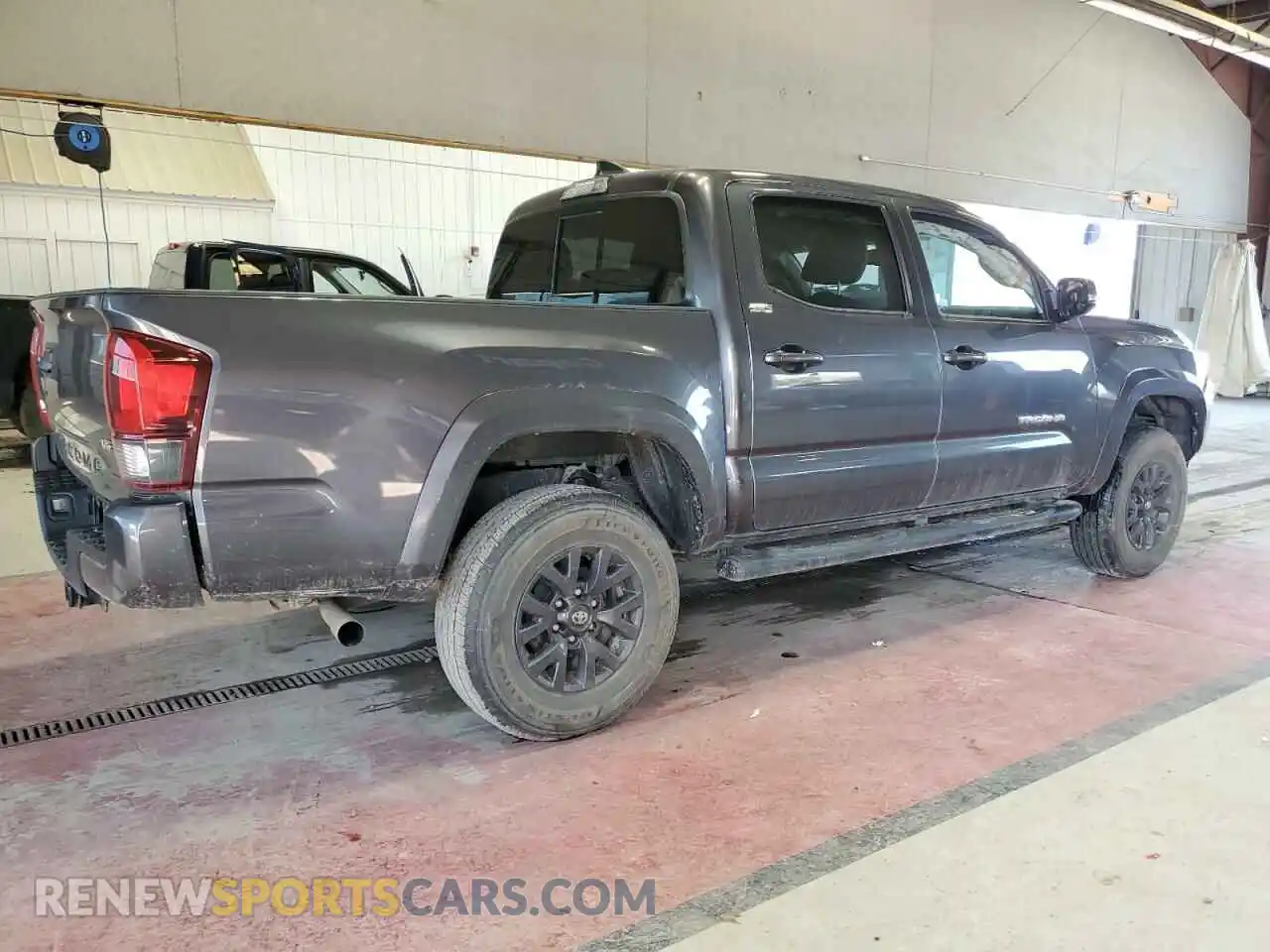 3 fotografías del automóvil dañado 3TYCZ5AN9PT173473 TOYOTA TACOMA 2023