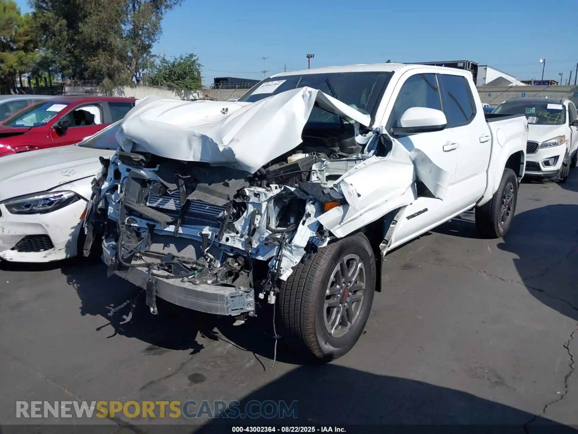 2 Фотография поврежденного автомобиля 3TMKB5FN0RM016843 TOYOTA TACOMA 2024