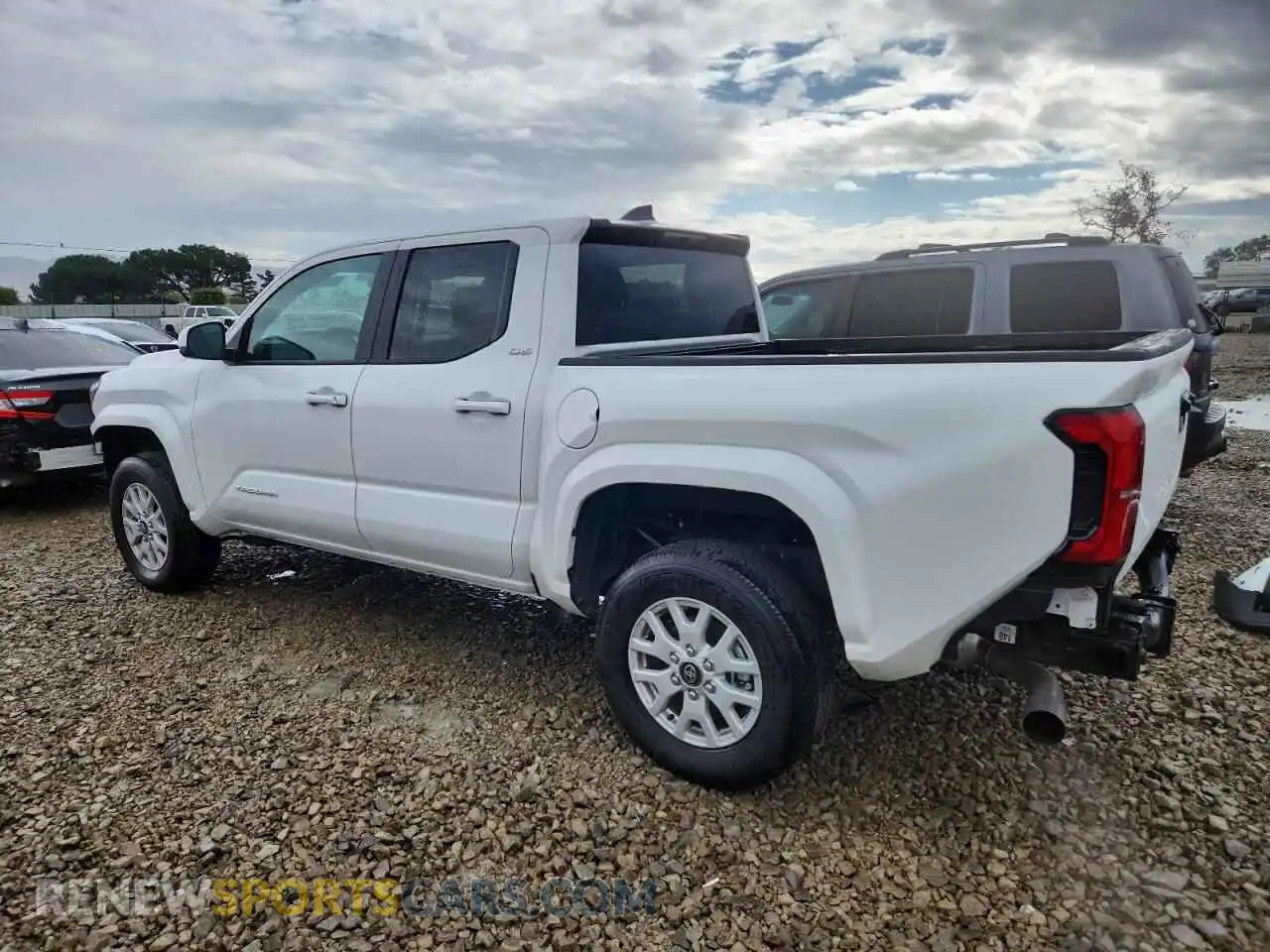 2 Photograph of a damaged car 3TMKB5FN1RM018682 TOYOTA TACOMA 2024