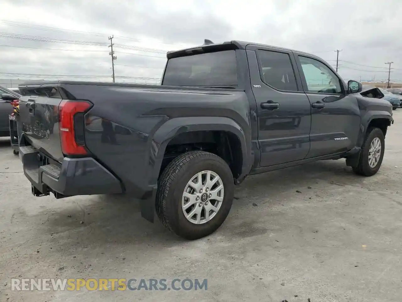 3 Фотография поврежденного автомобиля 3TMKB5FN1RM021257 TOYOTA TACOMA 2024