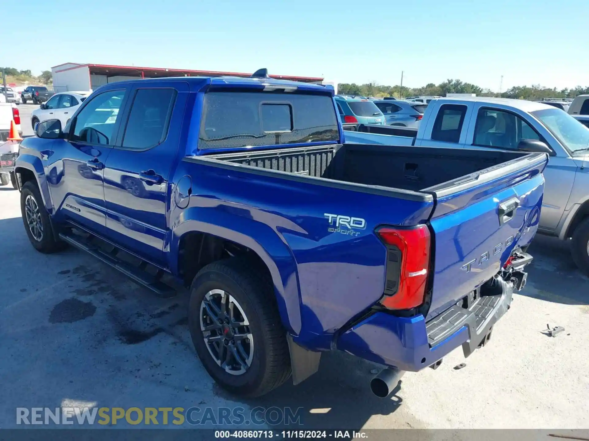 3 fotografías del automóvil dañado 3TMKB5FN2RM004225 TOYOTA TACOMA 2024