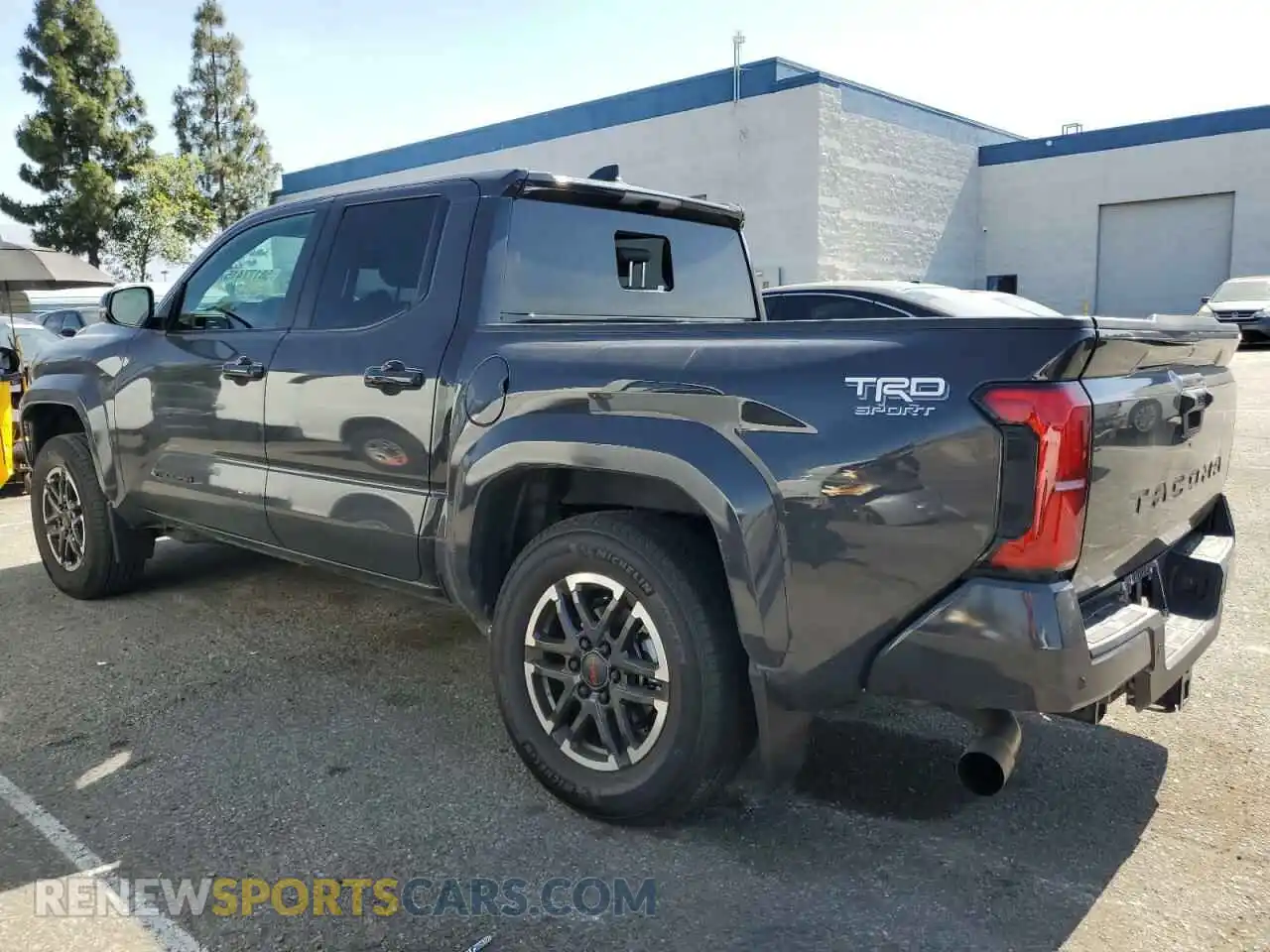 2 Фотография поврежденного автомобиля 3TMKB5FN2RM005486 TOYOTA TACOMA 2024