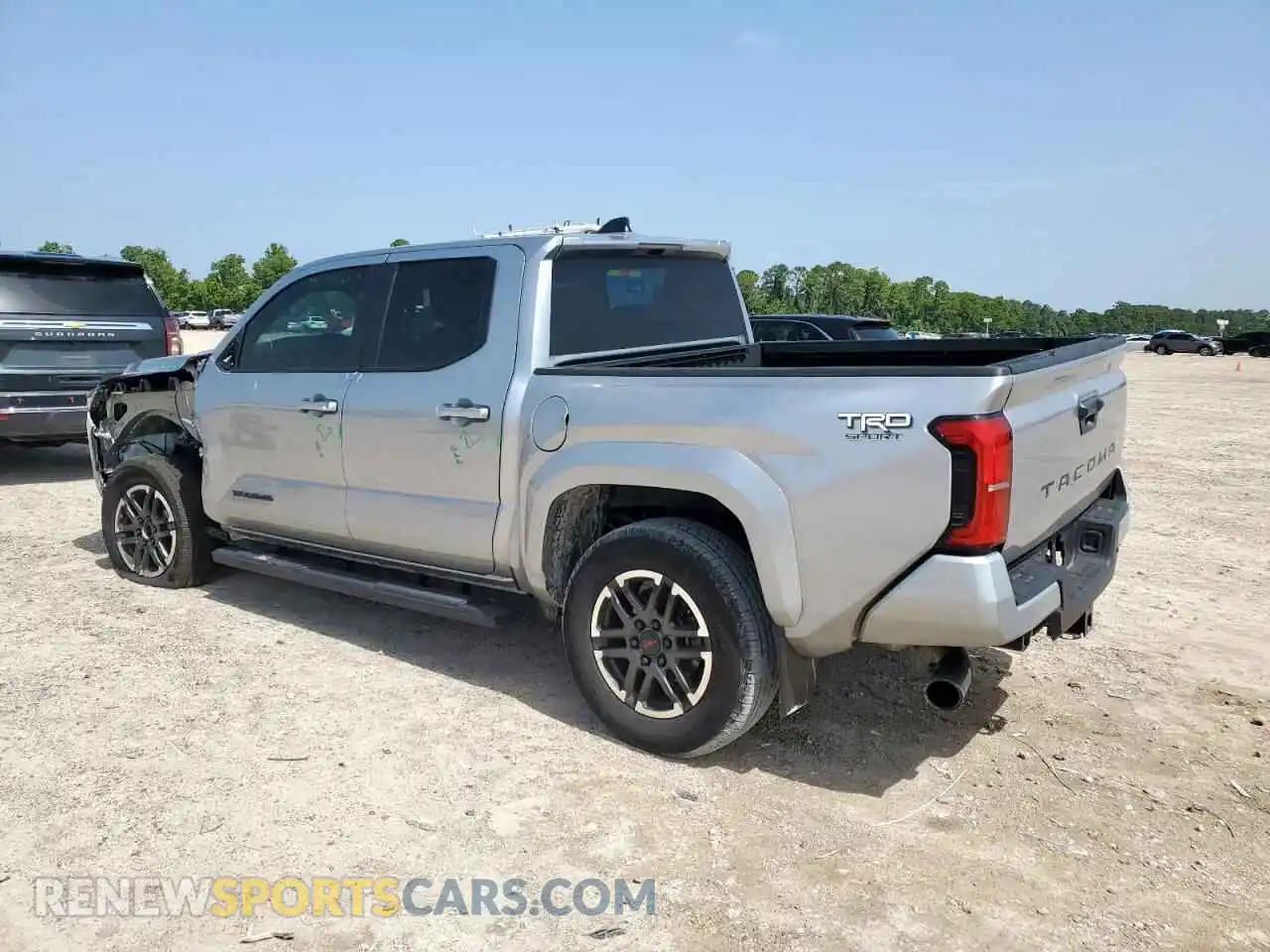 2 Фотография поврежденного автомобиля 3TMKB5FN3RM001382 TOYOTA TACOMA 2024