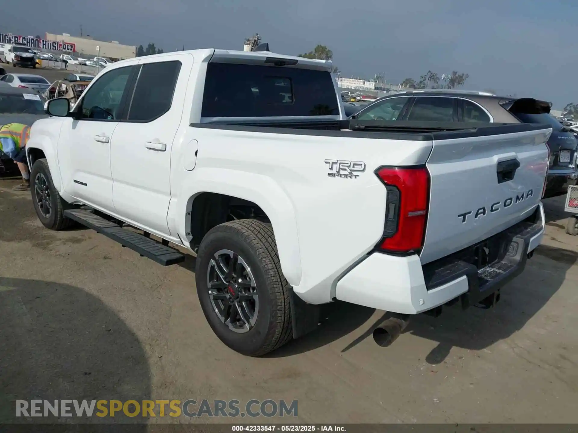 3 Photograph of a damaged car 3TMKB5FN3RM005643 TOYOTA TACOMA 2024