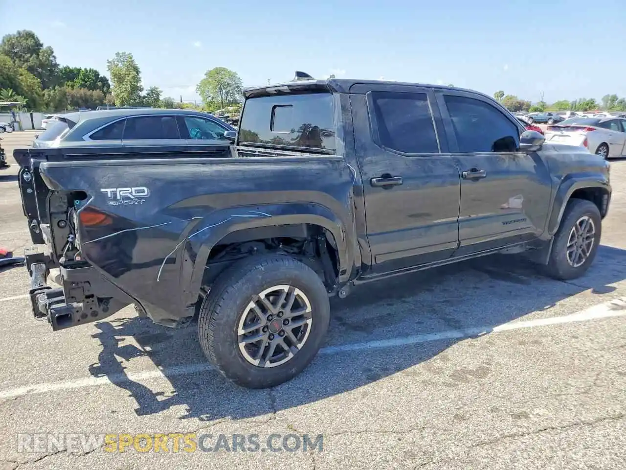 3 Фотография поврежденного автомобиля 3TMKB5FN4RM000659 TOYOTA TACOMA 2024