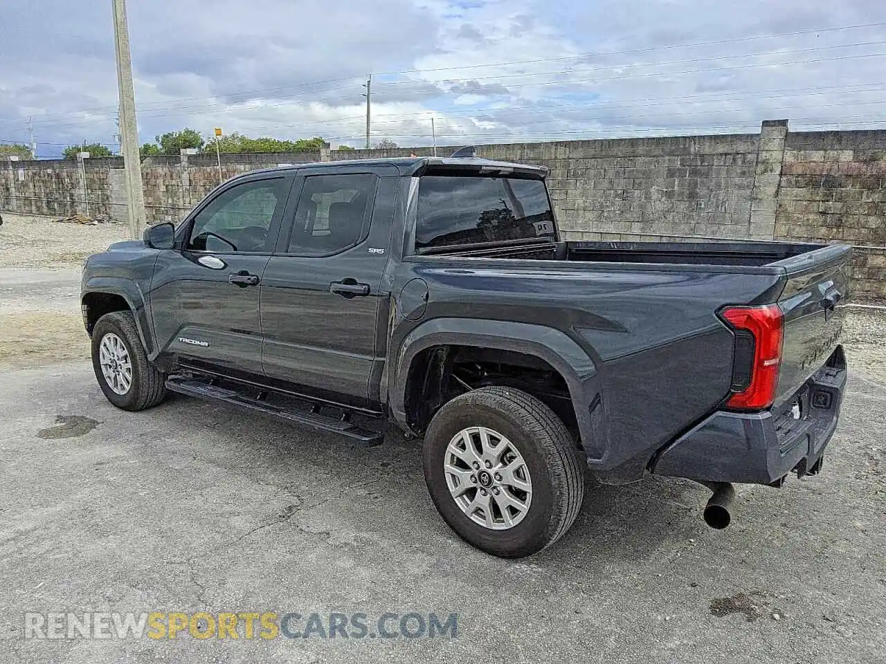 2 Photograph of a damaged car 3TMKB5FN5RM021701 TOYOTA TACOMA 2024