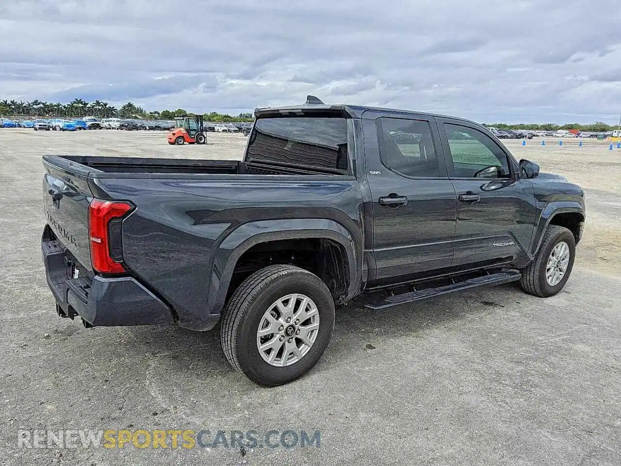 3 Photograph of a damaged car 3TMKB5FN5RM021701 TOYOTA TACOMA 2024