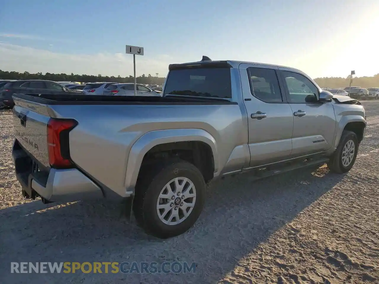 3 Photograph of a damaged car 3TMKB5FN6RM002333 TOYOTA TACOMA 2024