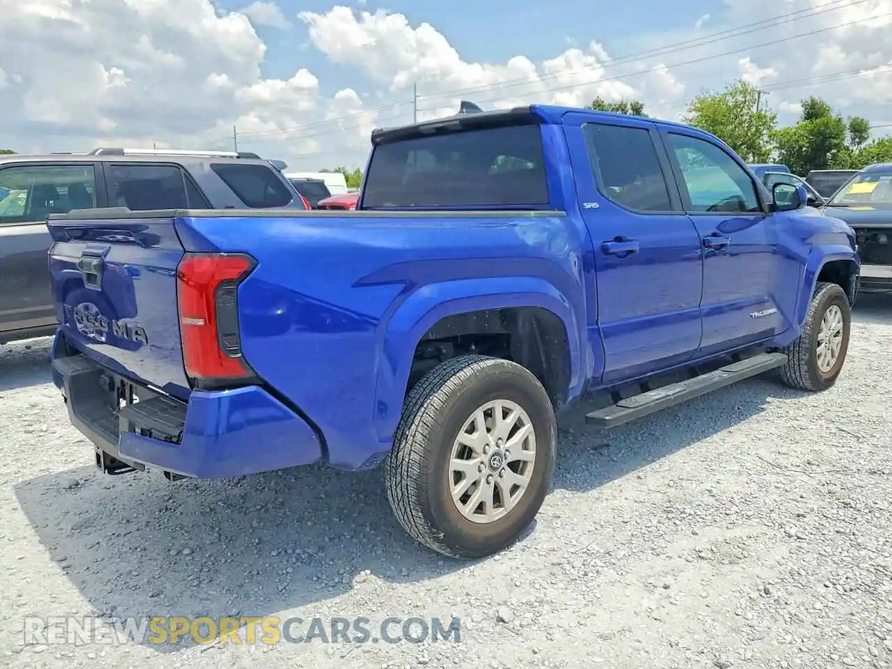 3 Фотография поврежденного автомобиля 3TMKB5FN7RM010604 TOYOTA TACOMA 2024