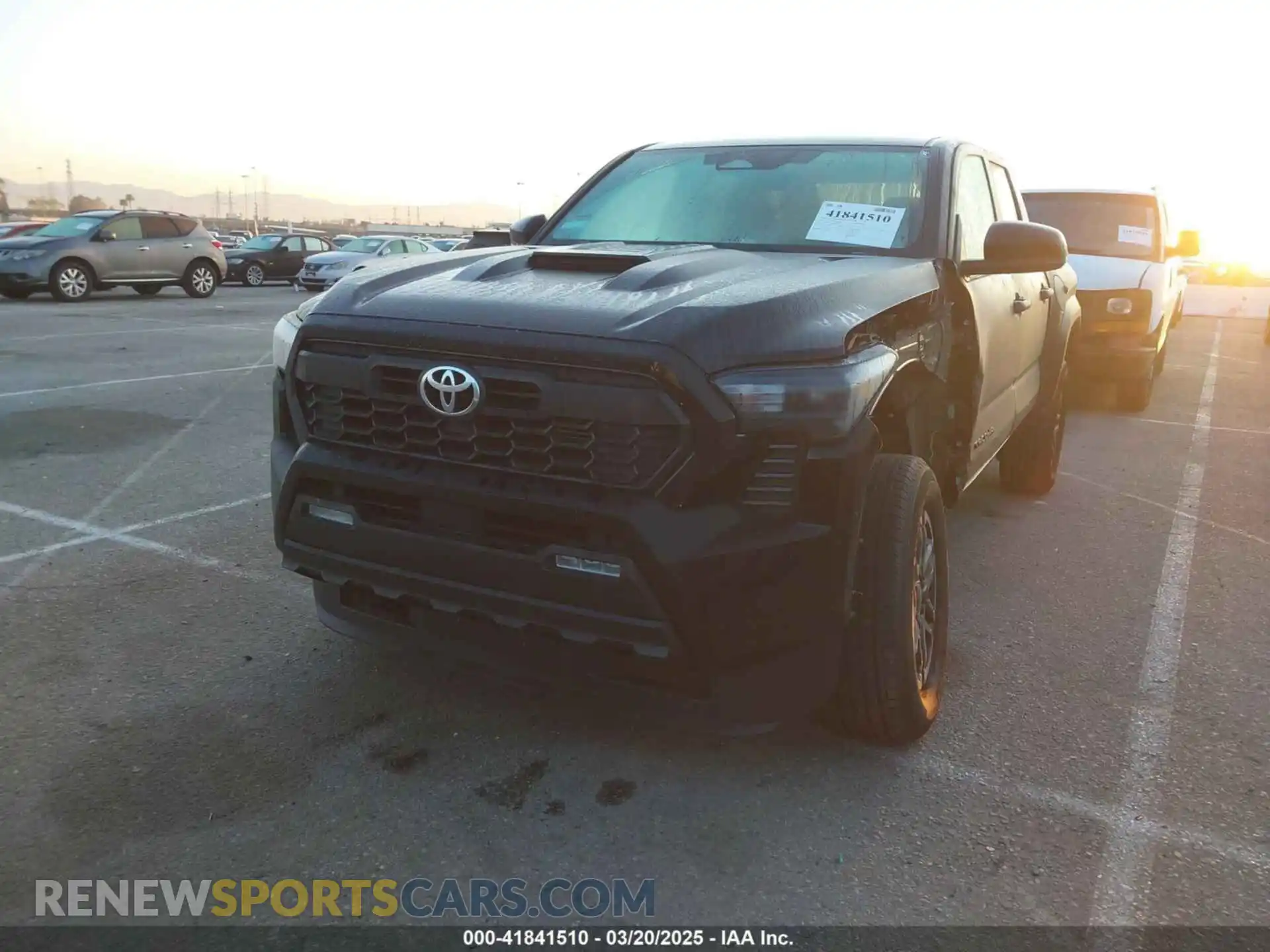 2 Фотография поврежденного автомобиля 3TMKB5FN8RM002575 TOYOTA TACOMA 2024