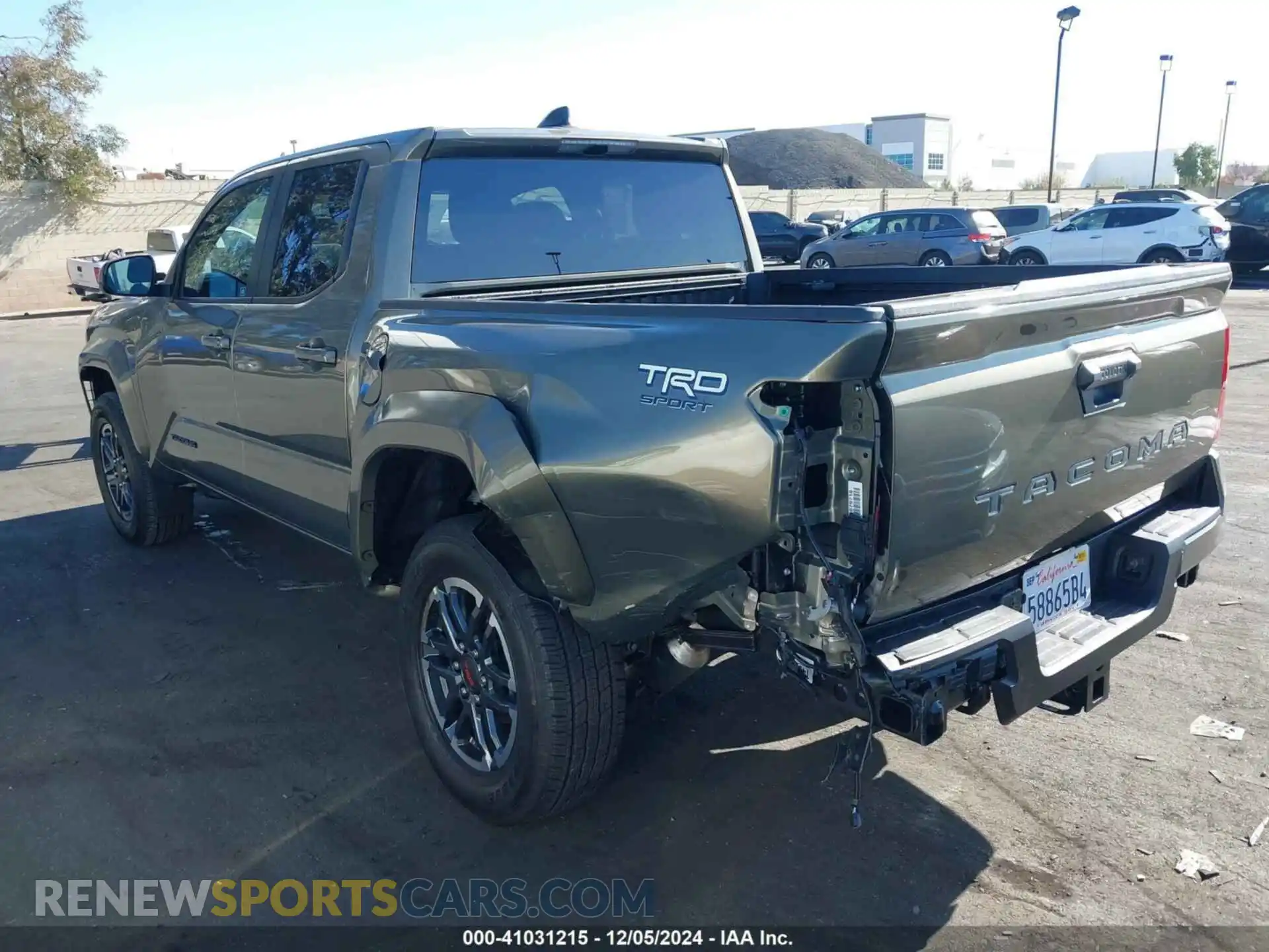 3 fotografías del automóvil dañado 3TMKB5FN8RM016539 TOYOTA TACOMA 2024