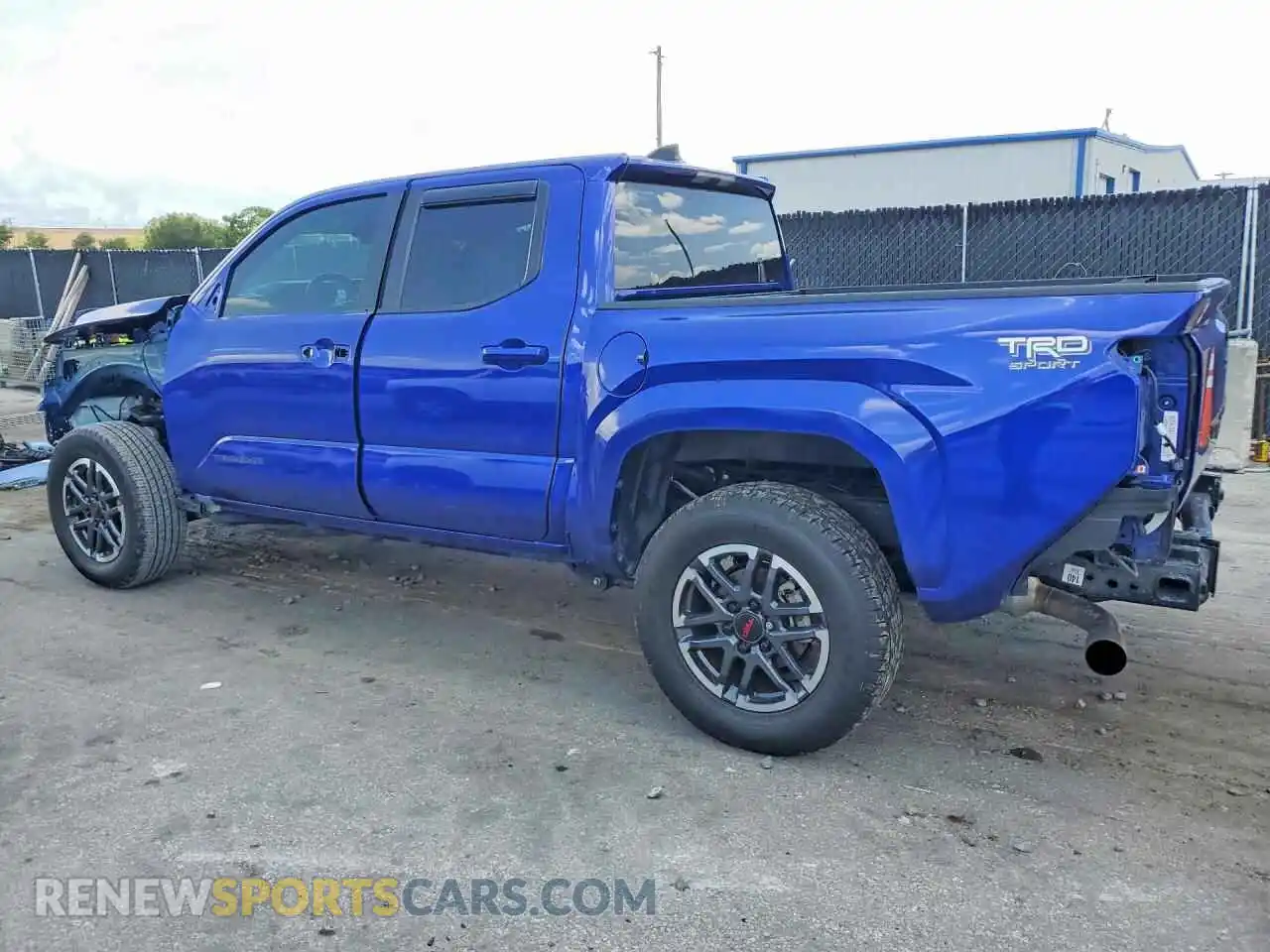2 Фотография поврежденного автомобиля 3TMKB5FN9RM004433 TOYOTA TACOMA 2024