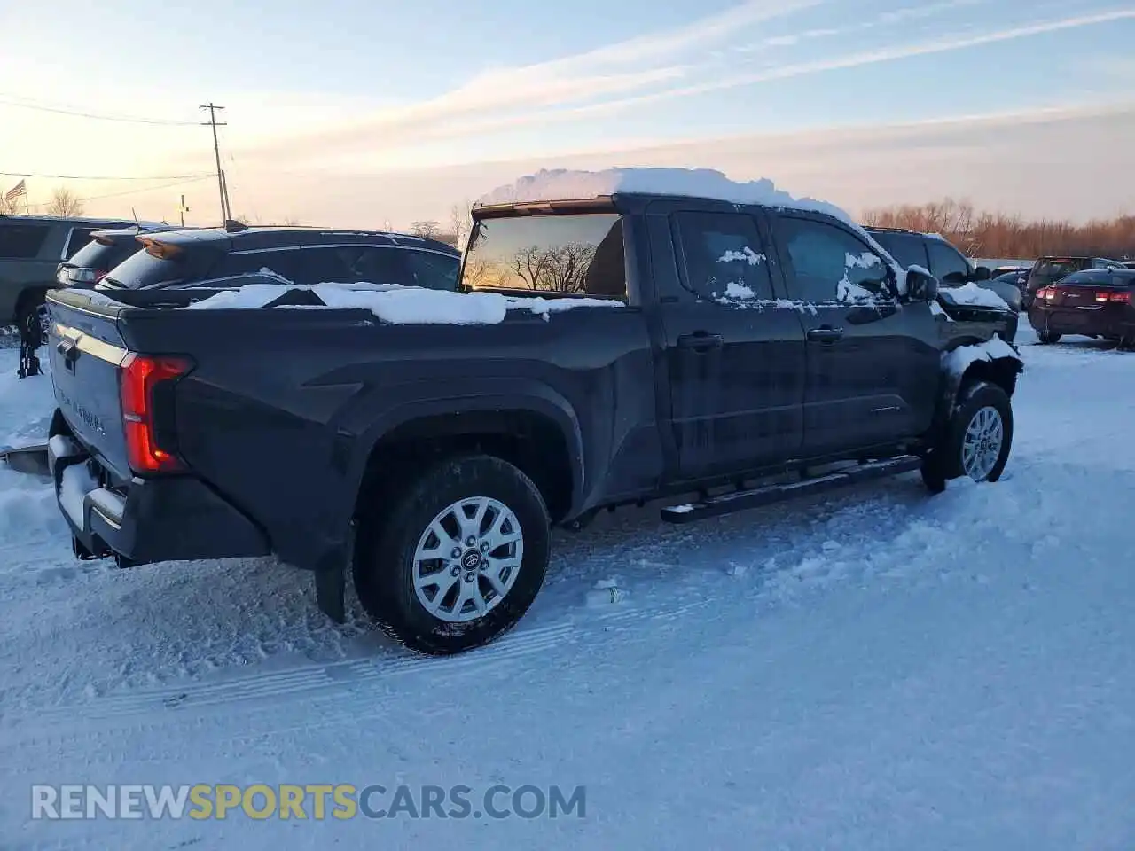 3 Фотография поврежденного автомобиля 3TMKB5FN9RM010121 TOYOTA TACOMA 2024