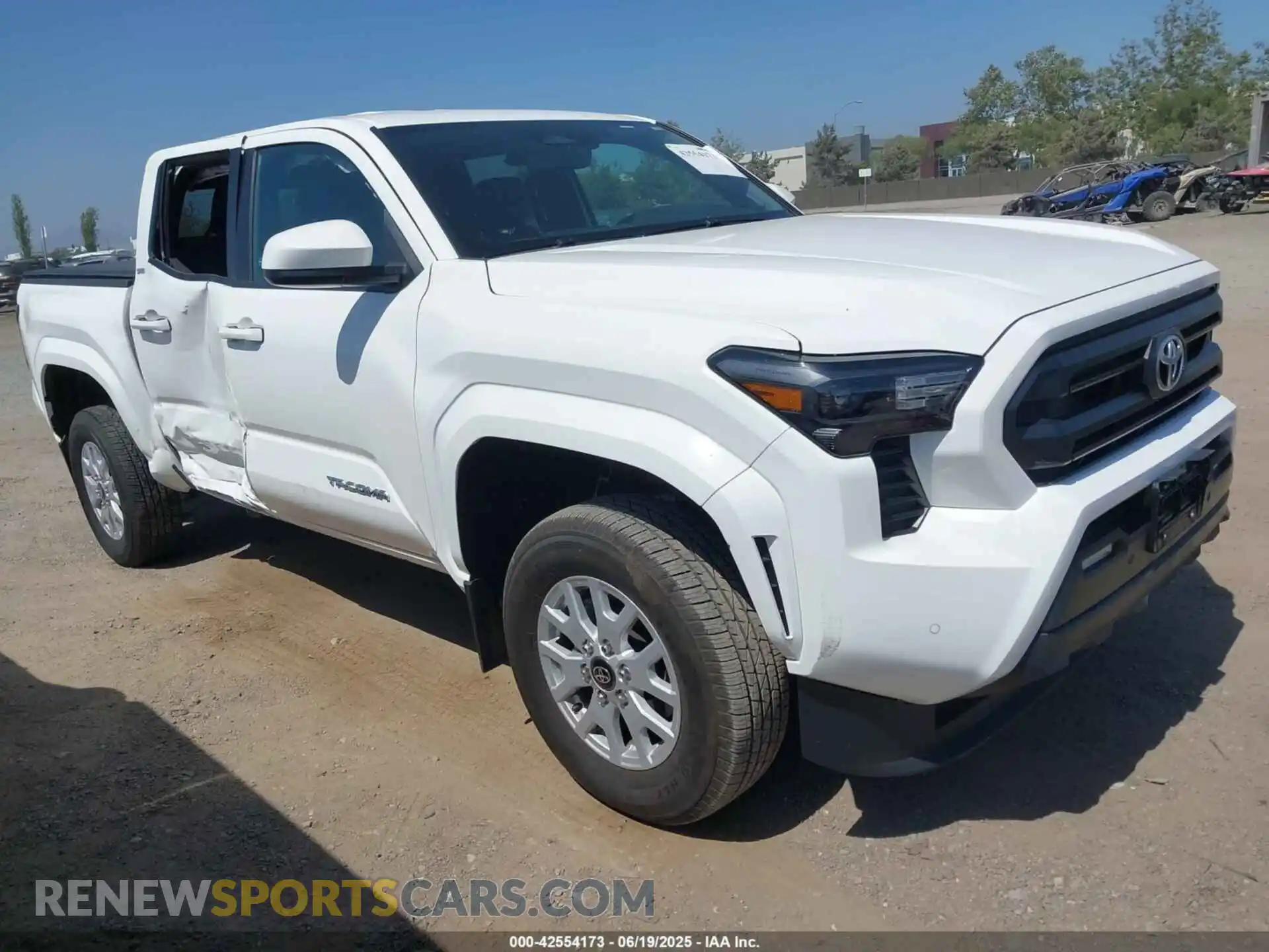 1 Photograph of a damaged car 3TMKB5FN9RM010975 TOYOTA TACOMA 2024