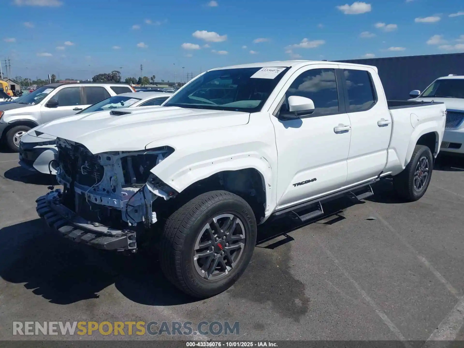 2 Photograph of a damaged car 3TMLB5FNXRM018362 TOYOTA TACOMA 2024