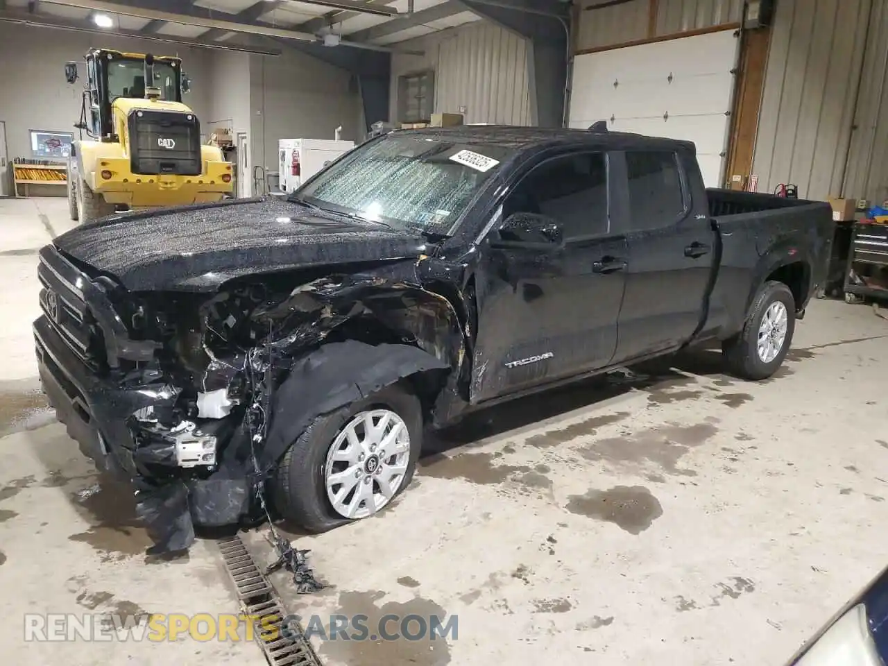 1 Photograph of a damaged car 3TMLB5JN6RM057781 TOYOTA TACOMA 2024