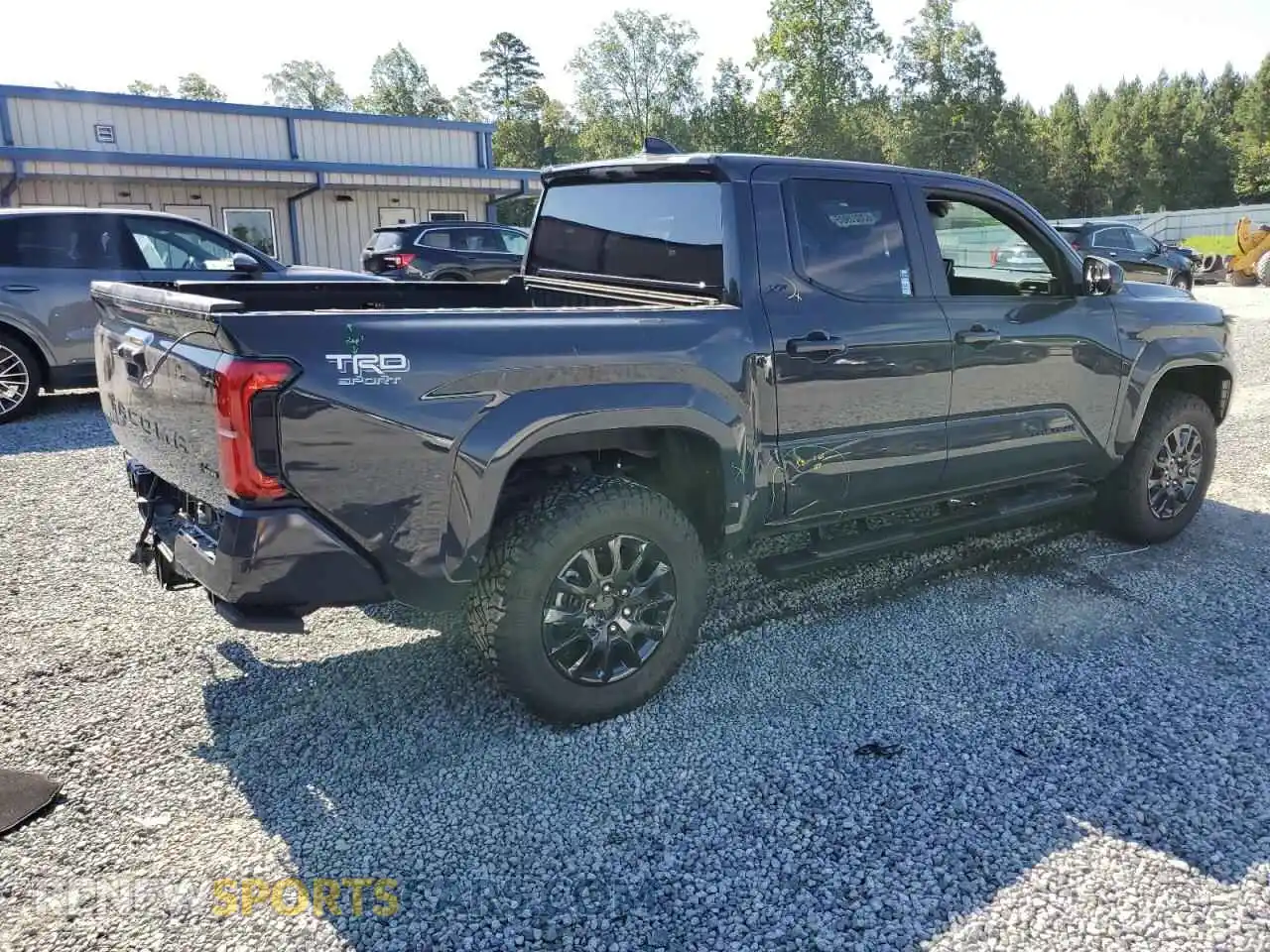 3 fotografías del automóvil dañado 3TYKB5FN2RT011096 TOYOTA TACOMA 2024