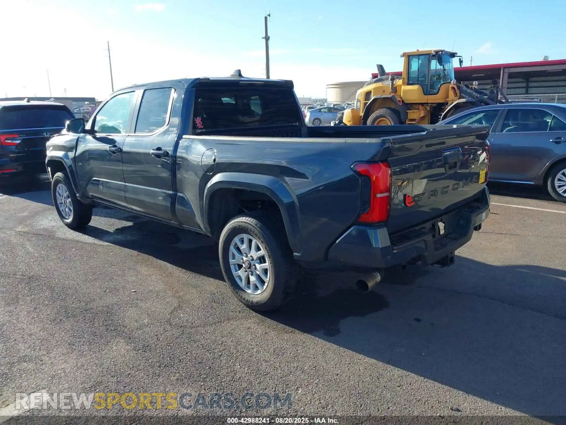 3 Фотография поврежденного автомобиля 3TYKB5FN3RT006554 TOYOTA TACOMA 2024