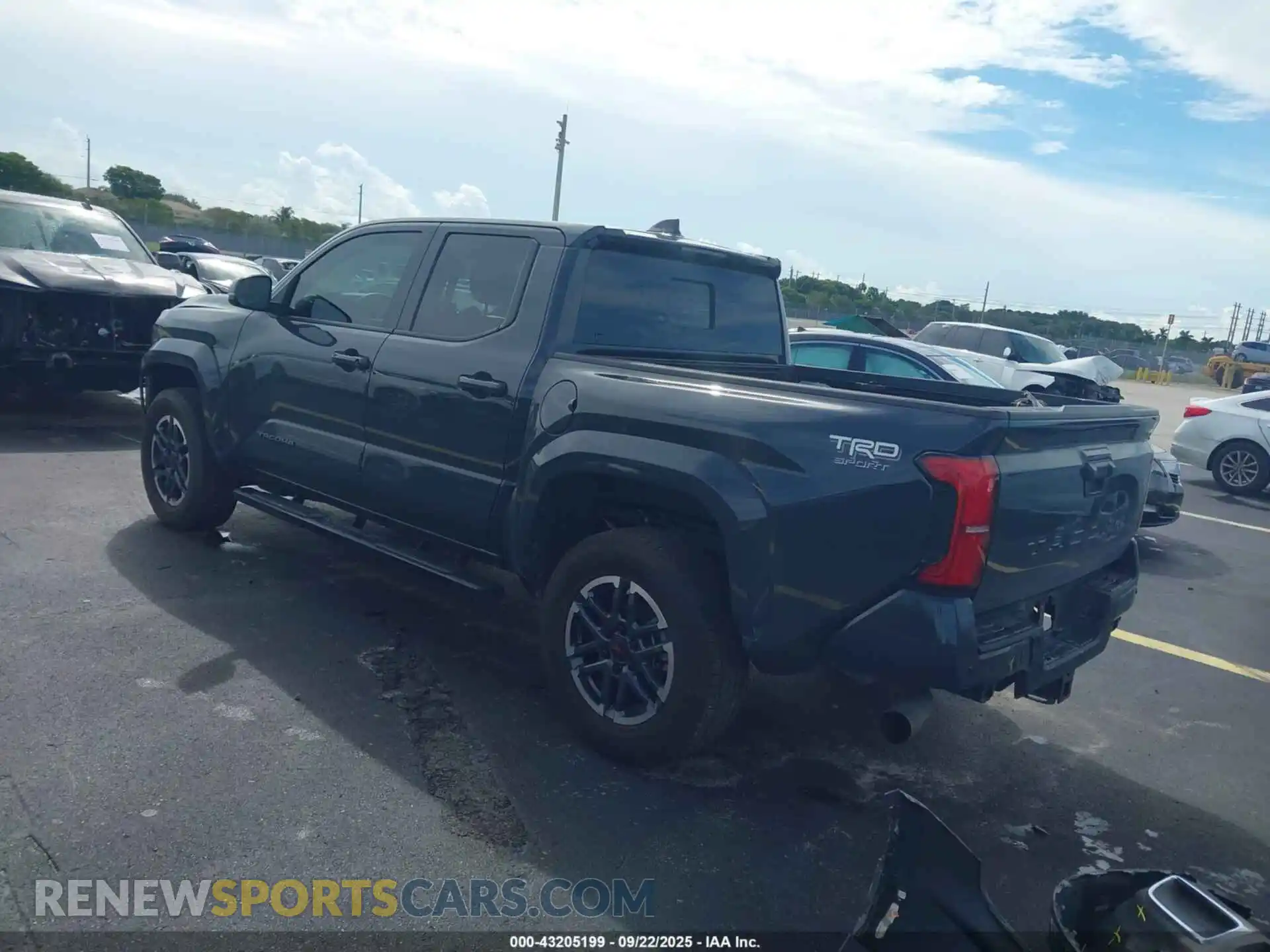 3 Фотография поврежденного автомобиля 3TYKB5FN6RT007410 TOYOTA TACOMA 2024