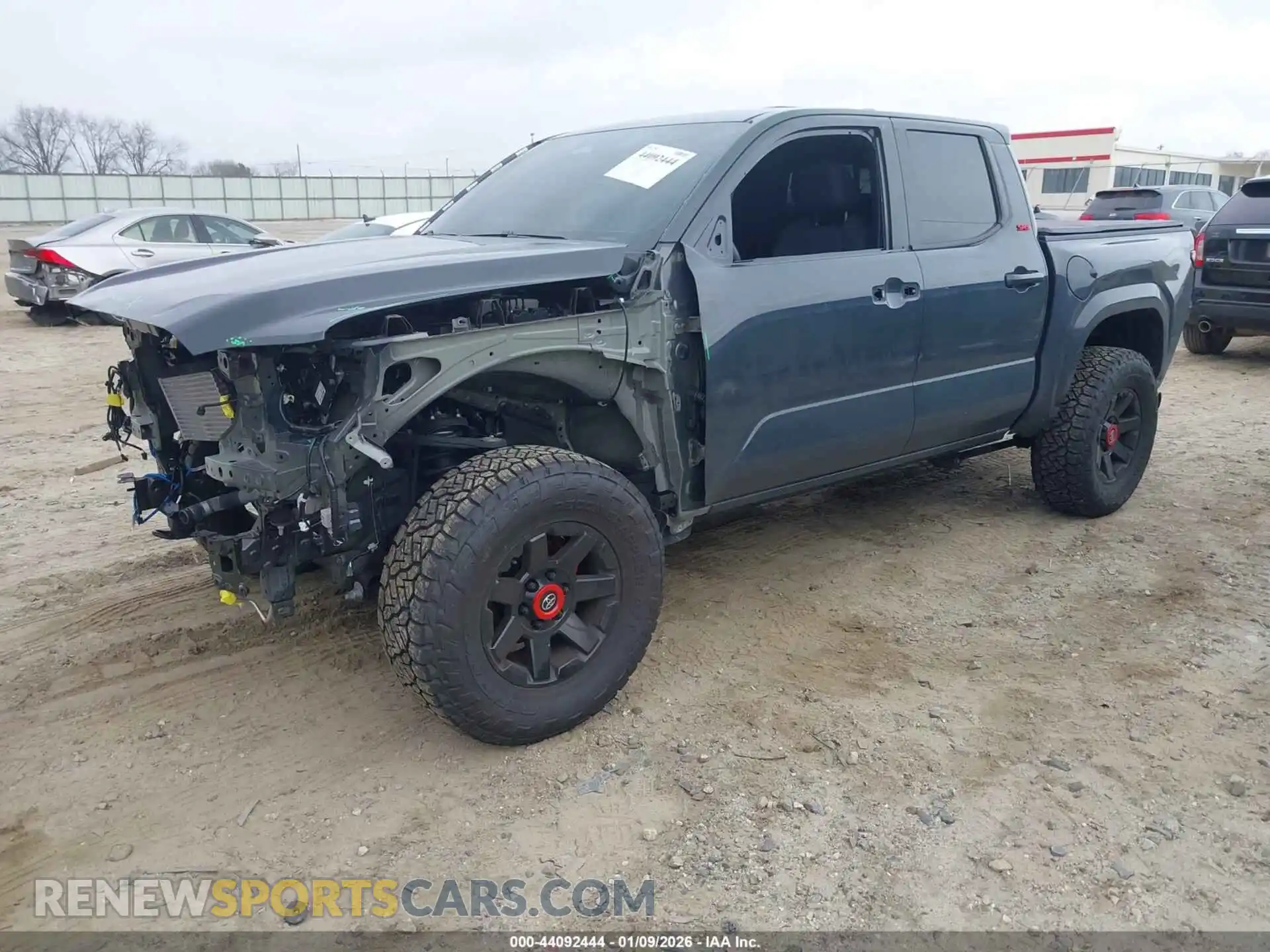 2 Фотография поврежденного автомобиля 3TYKB5FN8RT005836 TOYOTA TACOMA 2024