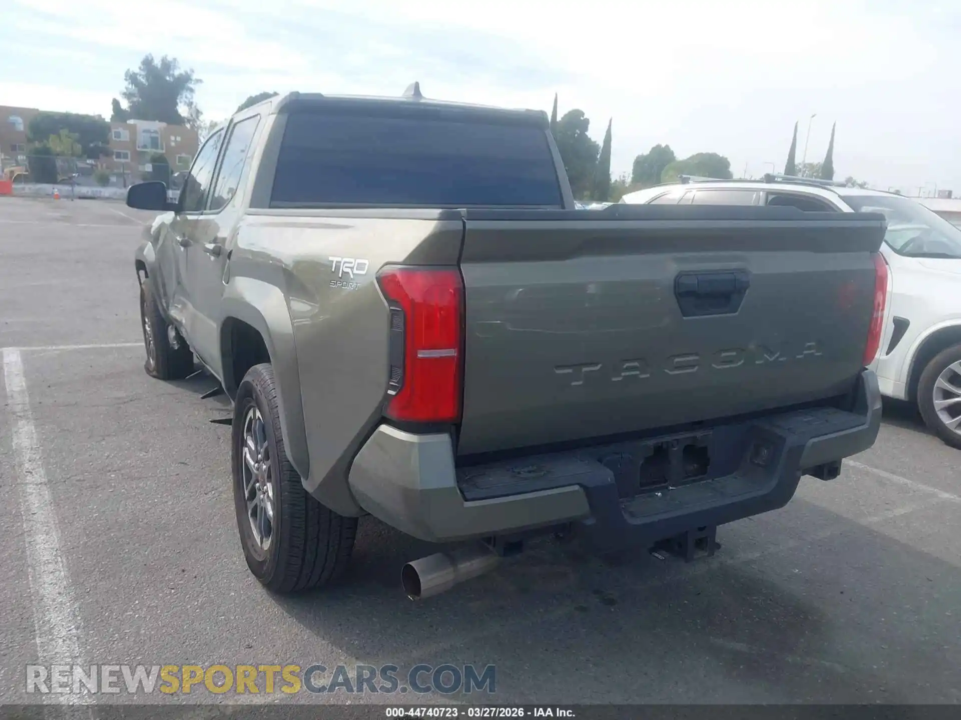 3 Photograph of a damaged car 3TMKB5FN3SM028992 TOYOTA TACOMA 2025