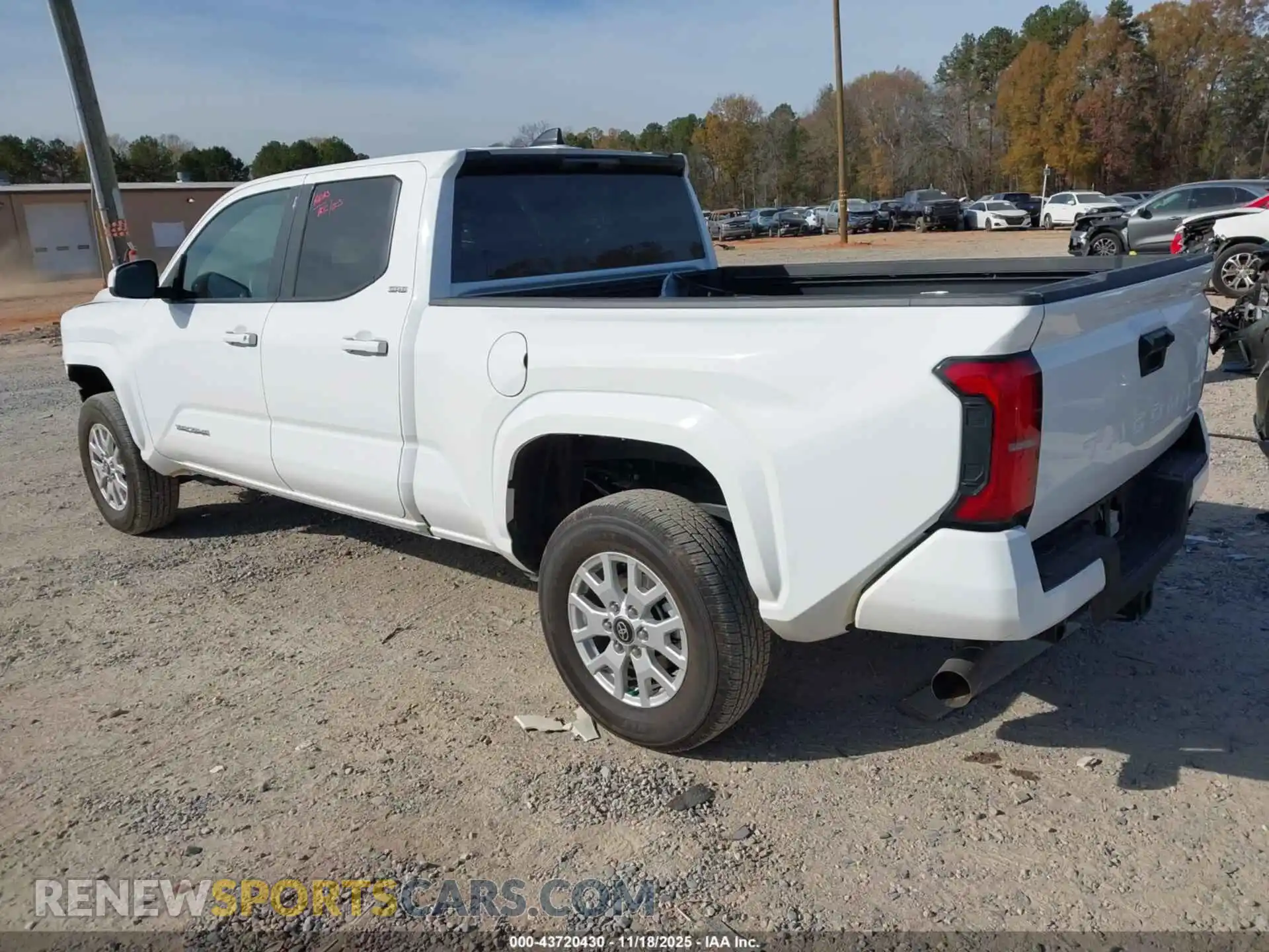 3 Photograph of a damaged car 3TMKB5FN4SM032114 TOYOTA TACOMA 2025