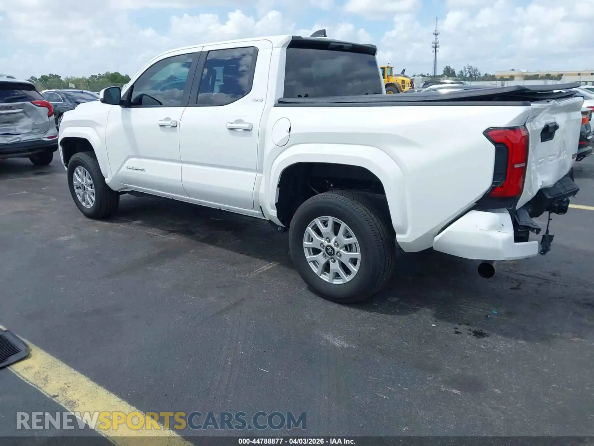 3 Фотография поврежденного автомобиля 3TMKB5FN5SM042134 TOYOTA TACOMA 2025