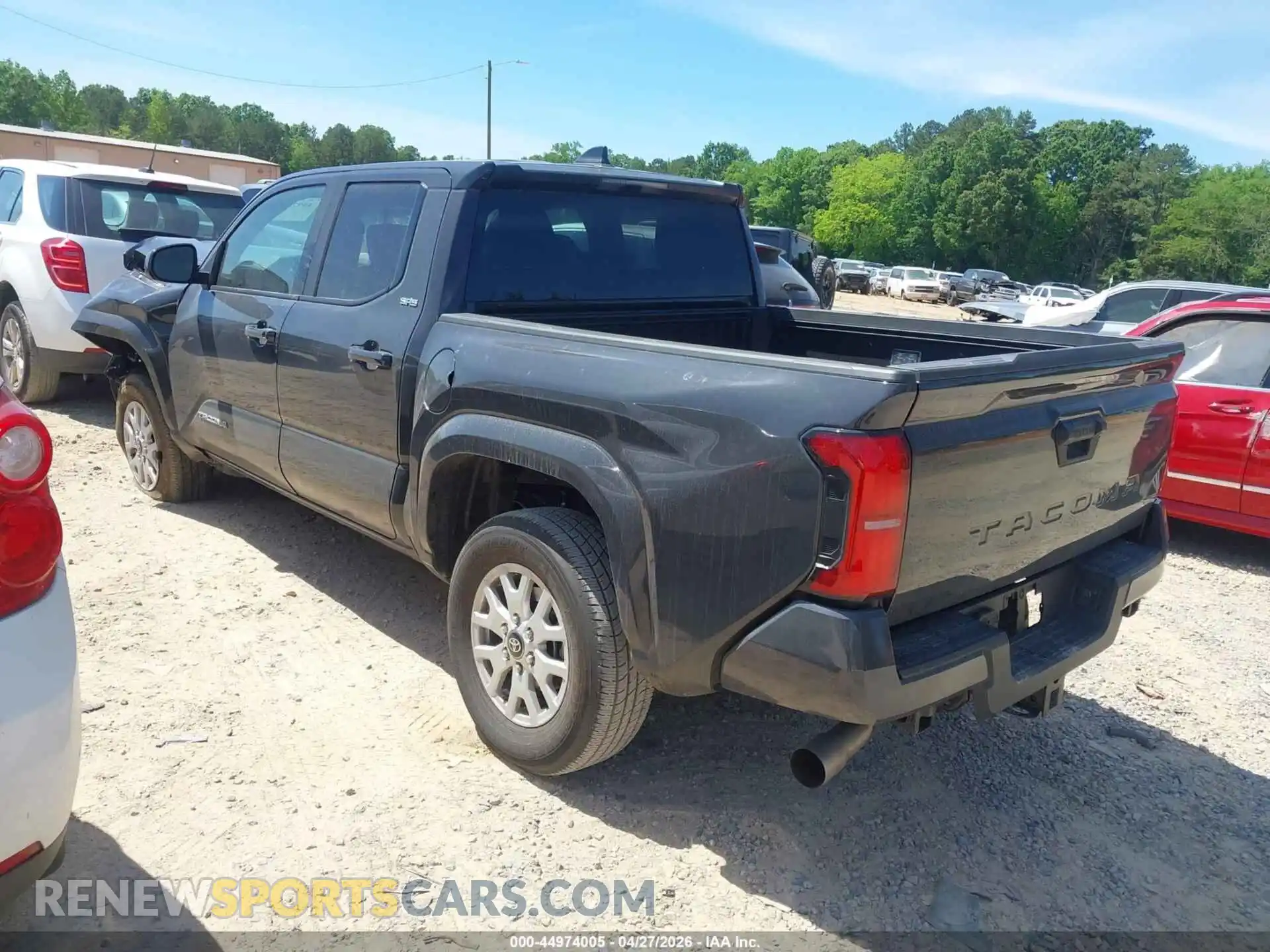 3 Фотография поврежденного автомобиля 3TMKB5FN6SM040635 TOYOTA TACOMA 2025