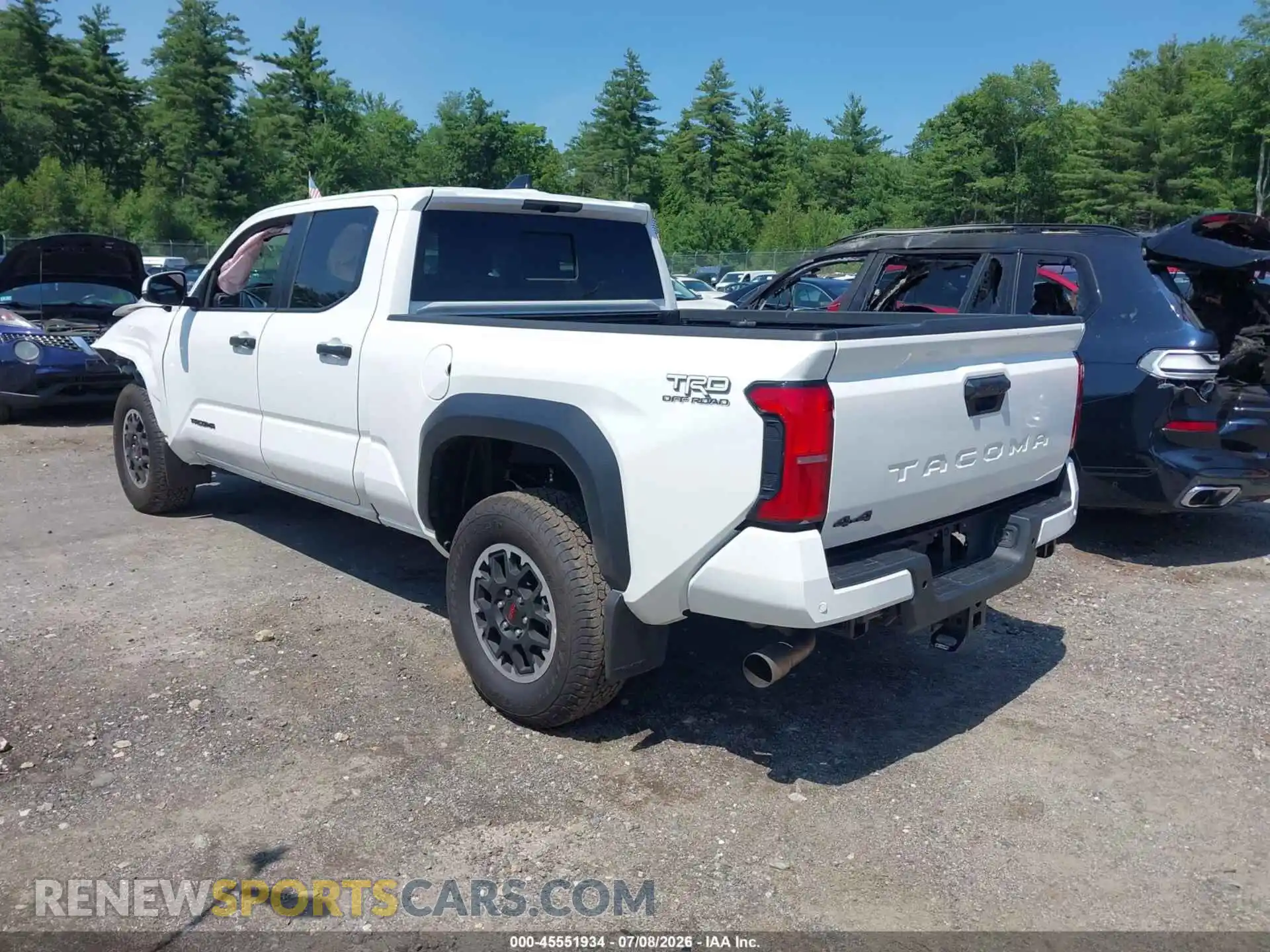 3 fotografías del automóvil dañado 3TMLB5JN5SM177769 TOYOTA TACOMA 2025
