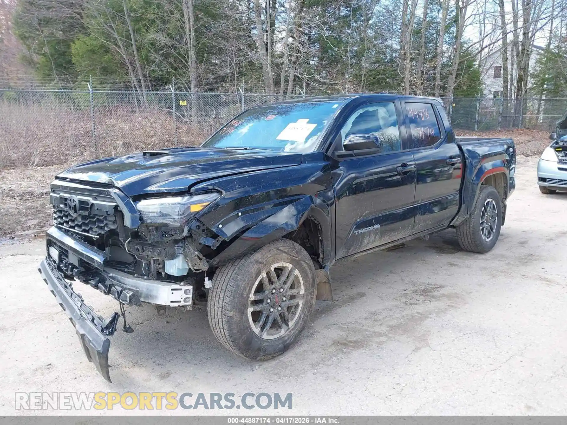 2 Фотография поврежденного автомобиля 3TMLB5JN8SM172694 TOYOTA TACOMA 2025