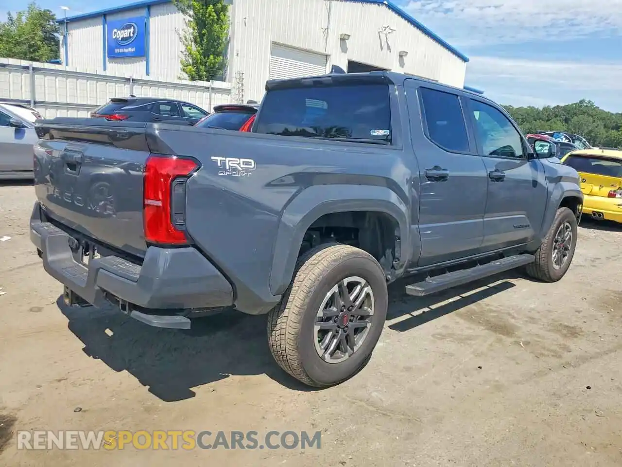 3 fotografías del automóvil dañado 3TYKB5FN1ST026906 TOYOTA TACOMA 2025