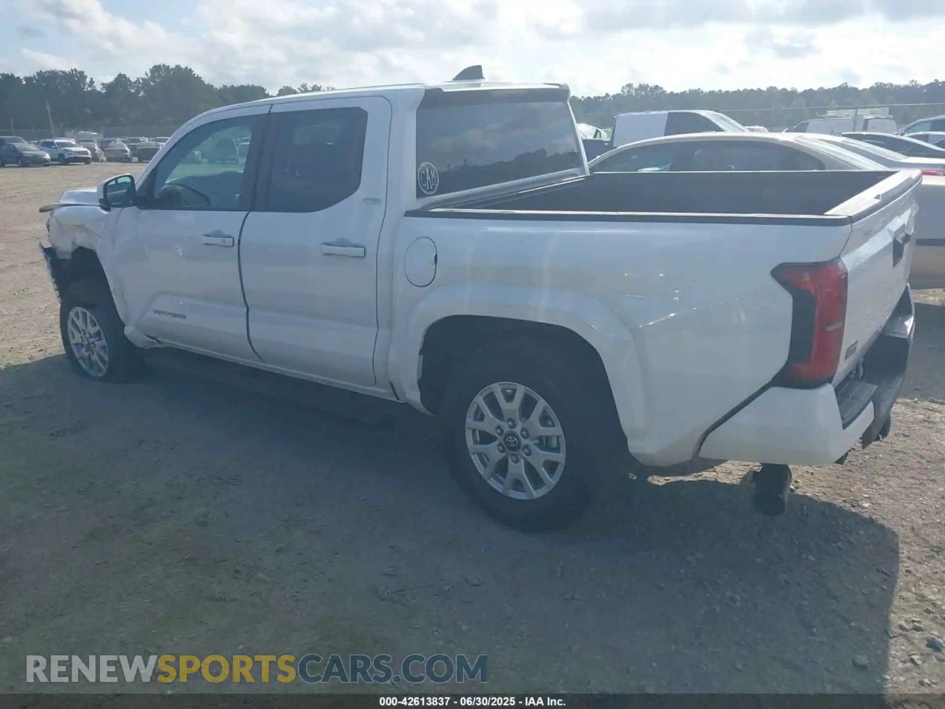 3 Photograph of a damaged car 3TYKB5FN2ST016157 TOYOTA TACOMA 2025