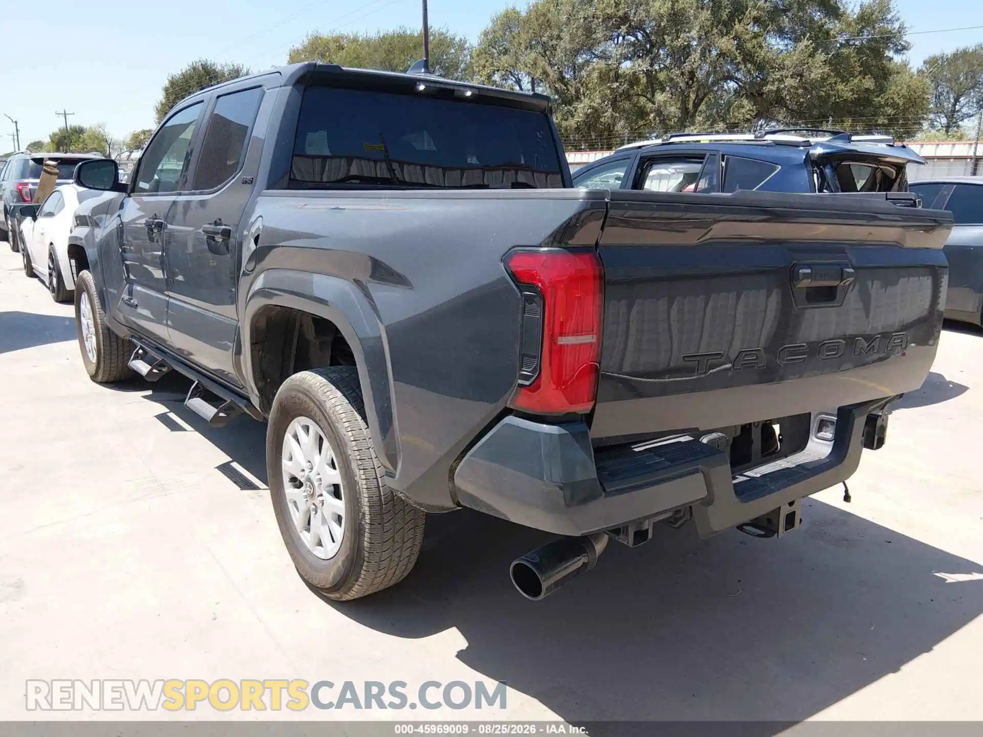 3 Photograph of a damaged car 3TYKB5FN4ST017603 TOYOTA TACOMA 2025