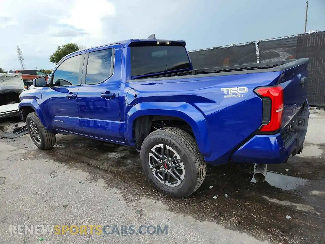 2 Photograph of a damaged car 3TYKB5FN4ST023417 TOYOTA TACOMA 2025