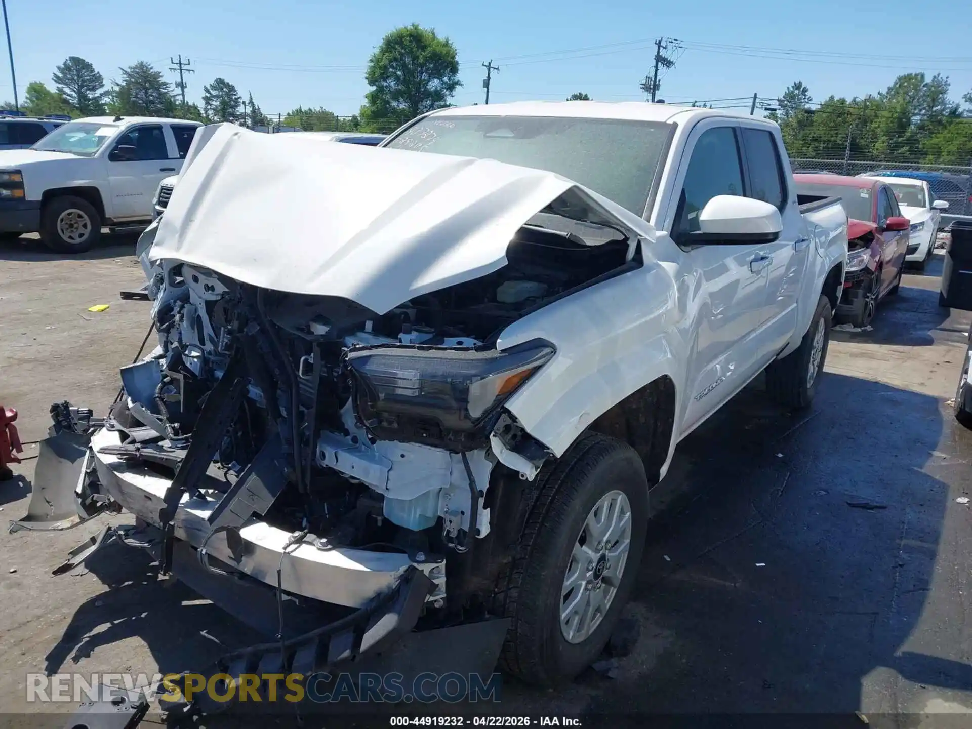 2 Photograph of a damaged car 3TYKB5FN8ST029205 TOYOTA TACOMA 2025