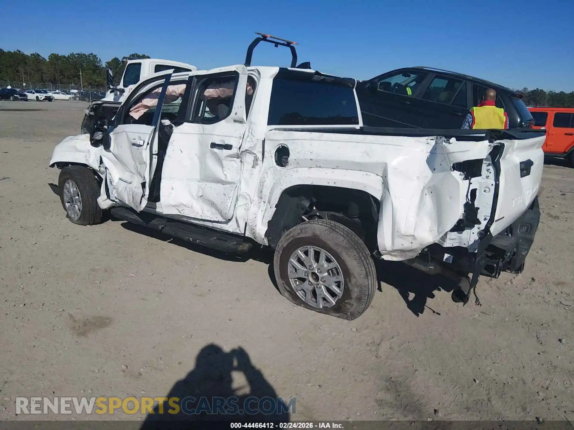 3 Photograph of a damaged car 3TYKB5FN9ST022828 TOYOTA TACOMA 2025