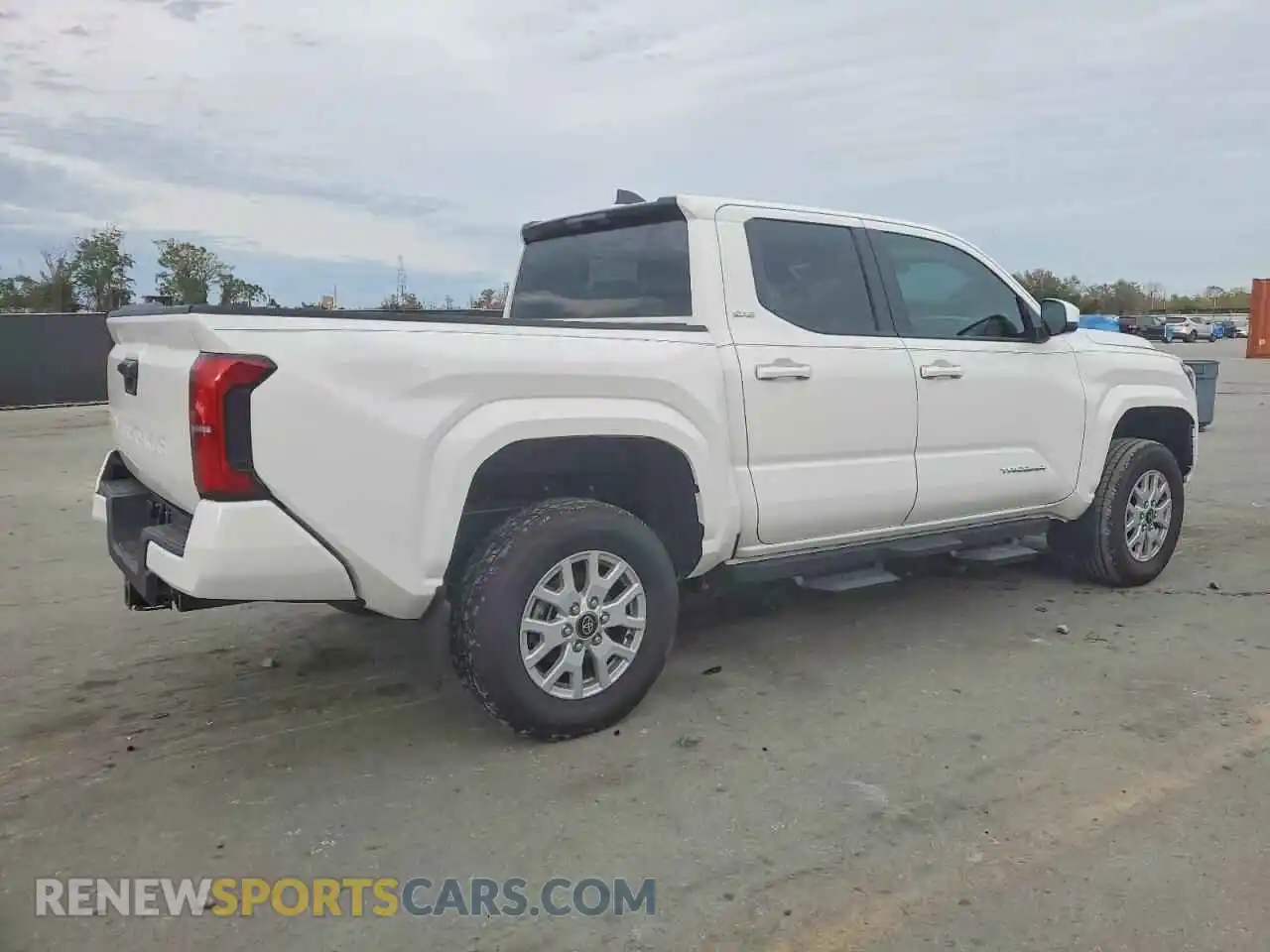 3 Фотография поврежденного автомобиля 3TYKB5FNXST023518 TOYOTA TACOMA 2025
