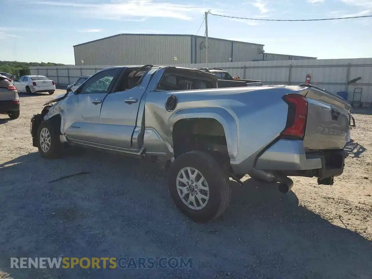 2 fotografías del automóvil dañado 3TMKB5FN0TM061532 TOYOTA TACOMA 2026